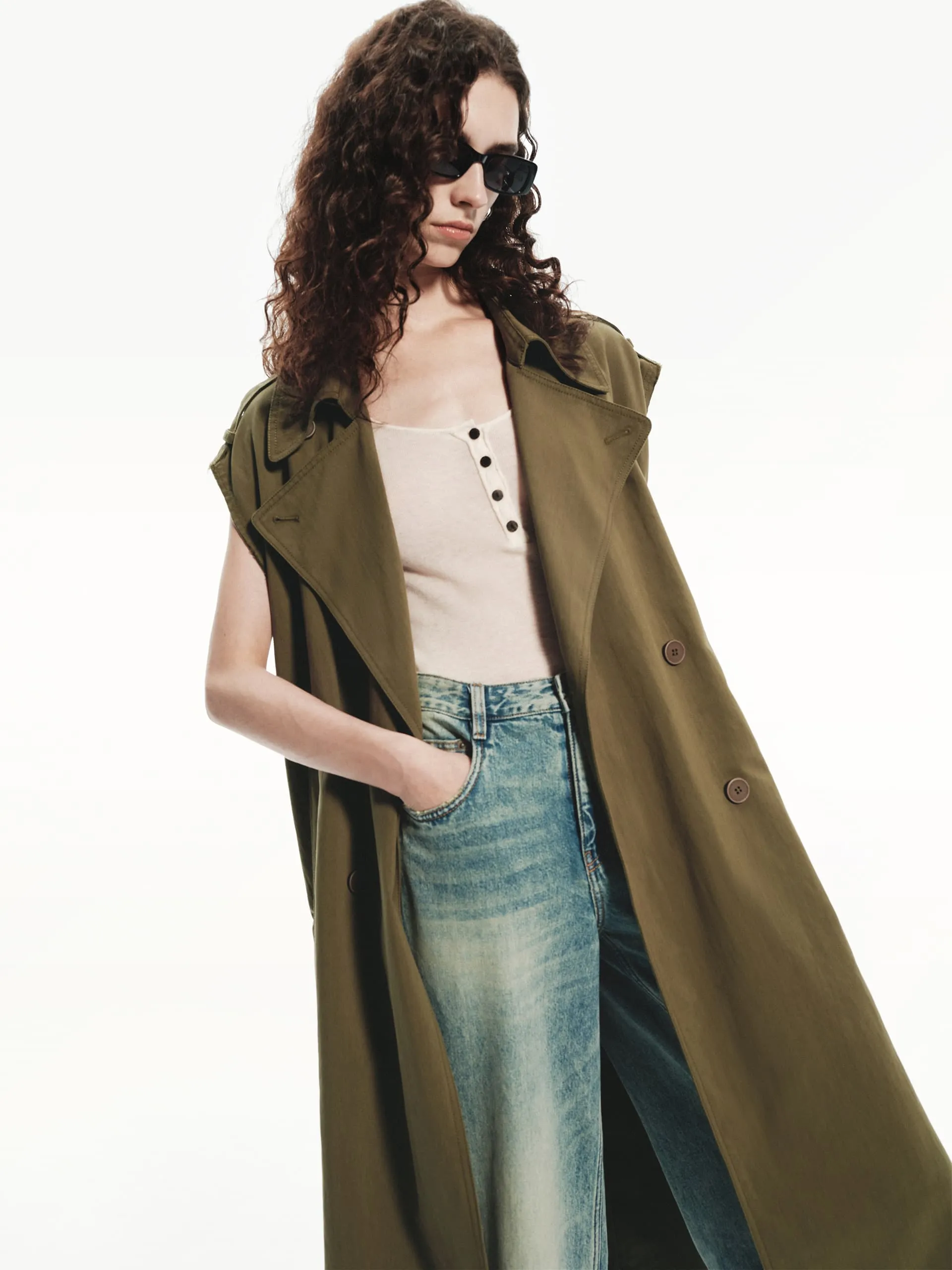 Long Sleeveless Coat