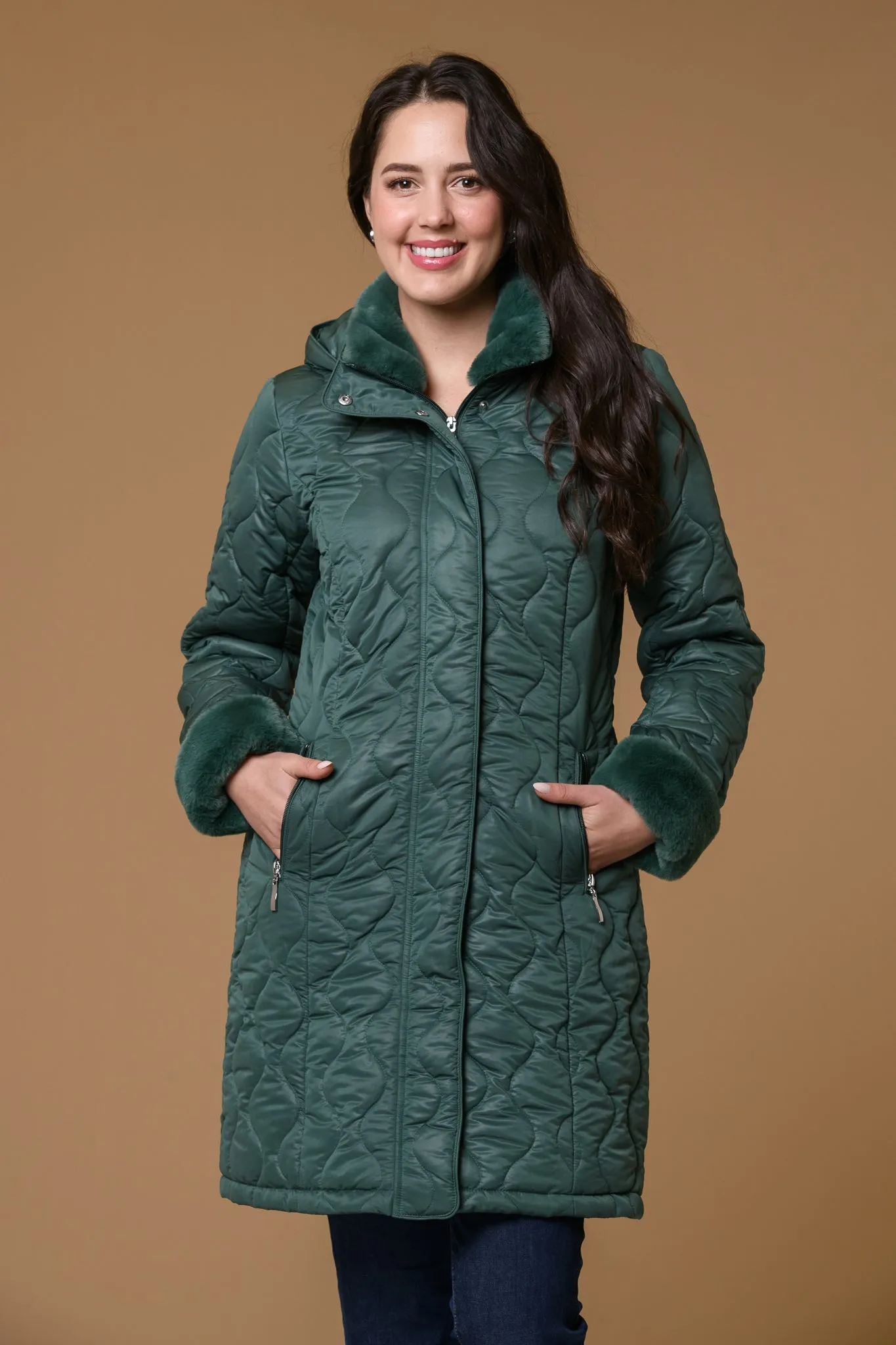 Oval Quilt Fur trim Jacket- Green